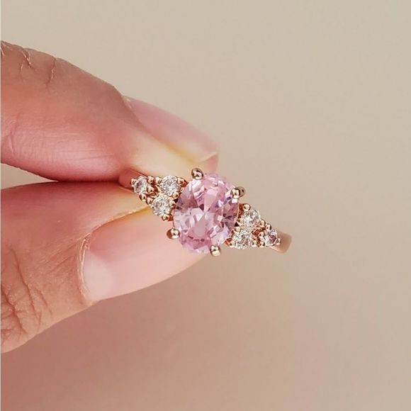 Intro Sale! Pink Oval-Cut Center Stone Ring - Picture 2 of 3